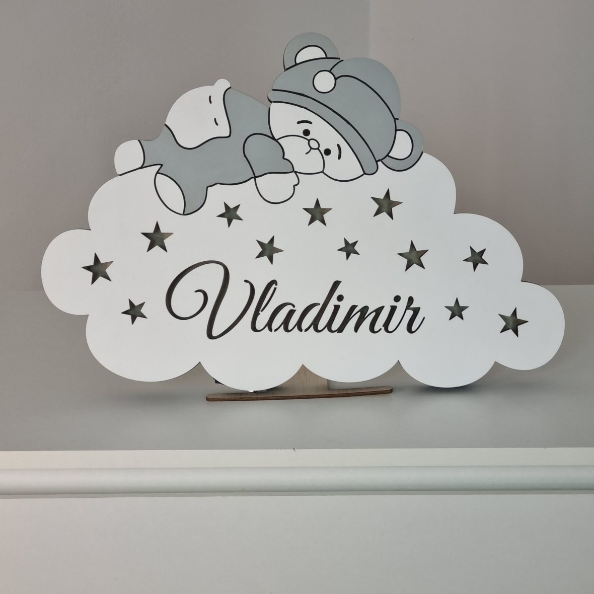 Lampa de veghe personalizata cu nume si ursulet pe nor gri-bej