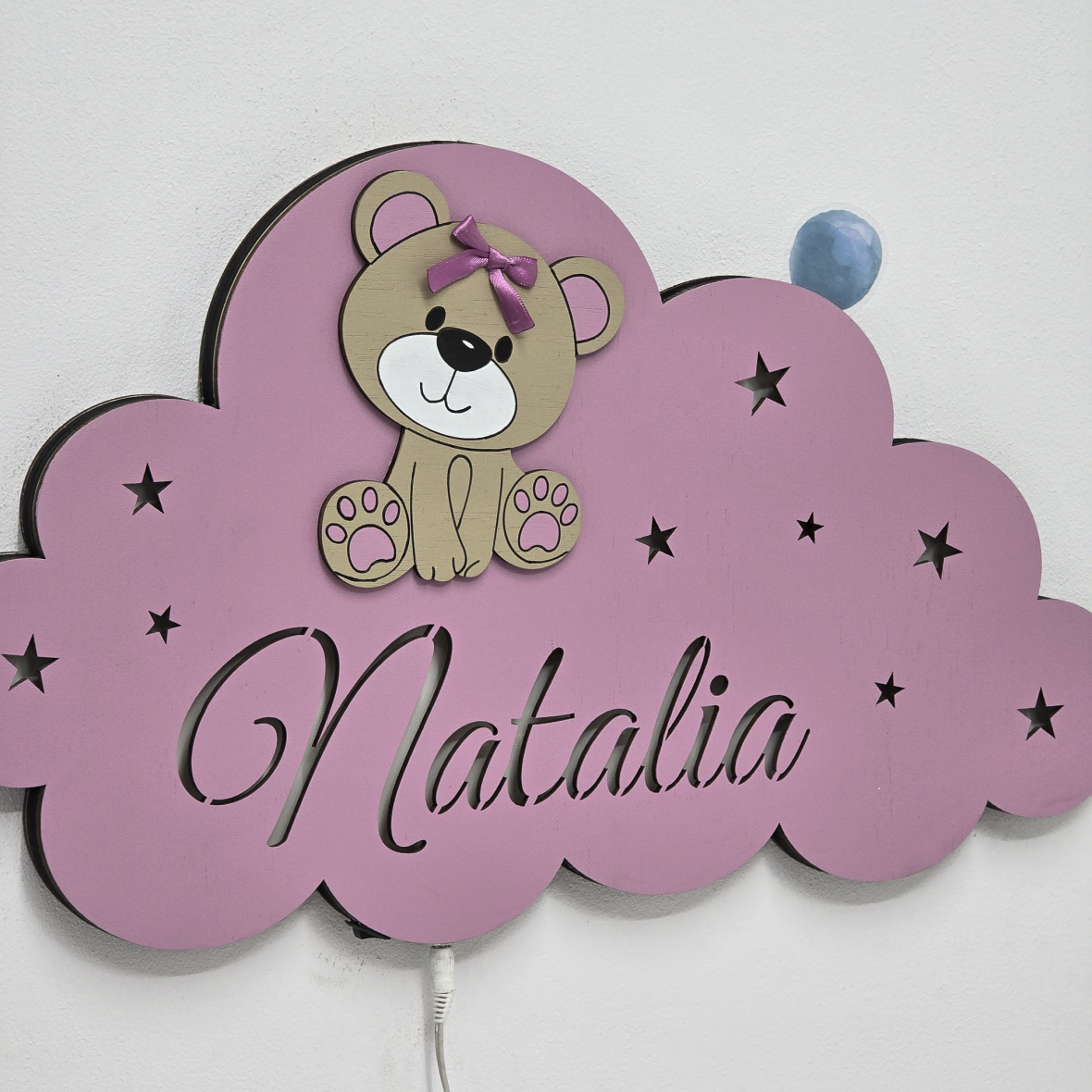 Lampa bebe personalizata cu ursulet cu fundita – plamaniu