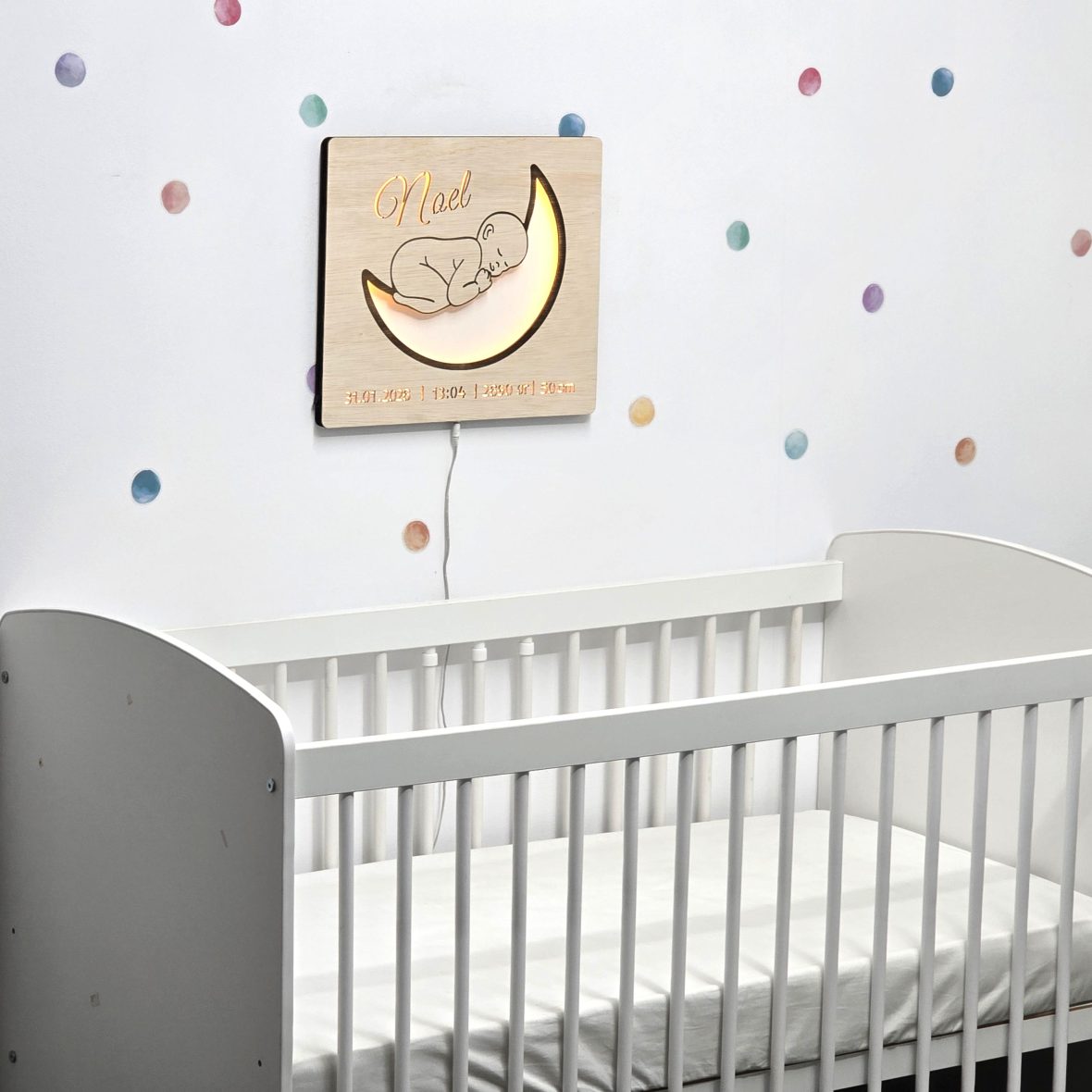 Lampă de veghe personalizată pt bebeluși – Nume & datele nașterii